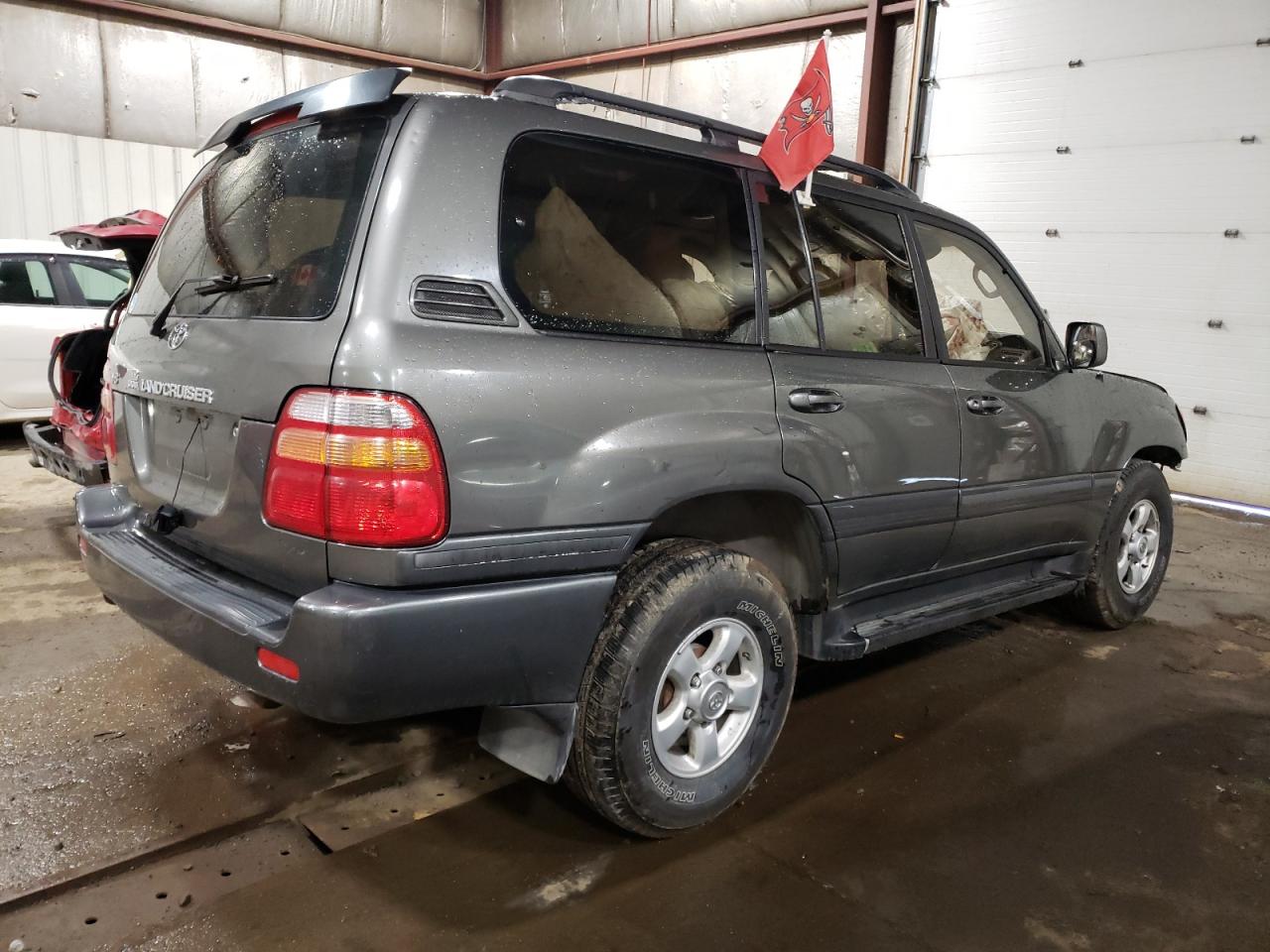 1999 Toyota Land Cruiser VIN: JT3HT05J3X0070943 Lot: 63550124