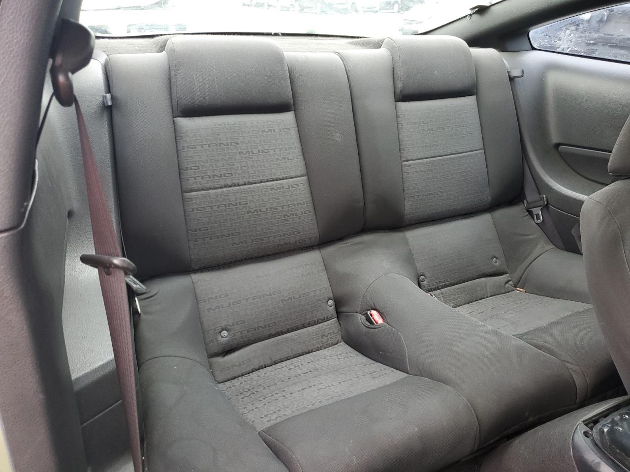 2006 Ford Mustang VIN: 1ZVFT80N865207398 Lot: 64780744