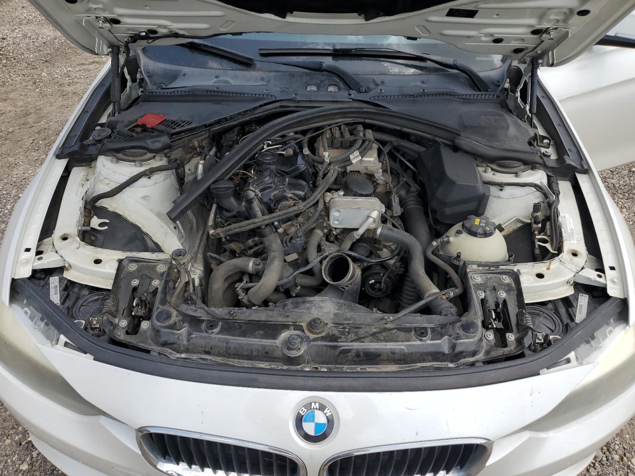 2015 BMW 320 I VIN: WBA3B1G58FNT04989 Lot: 65377214