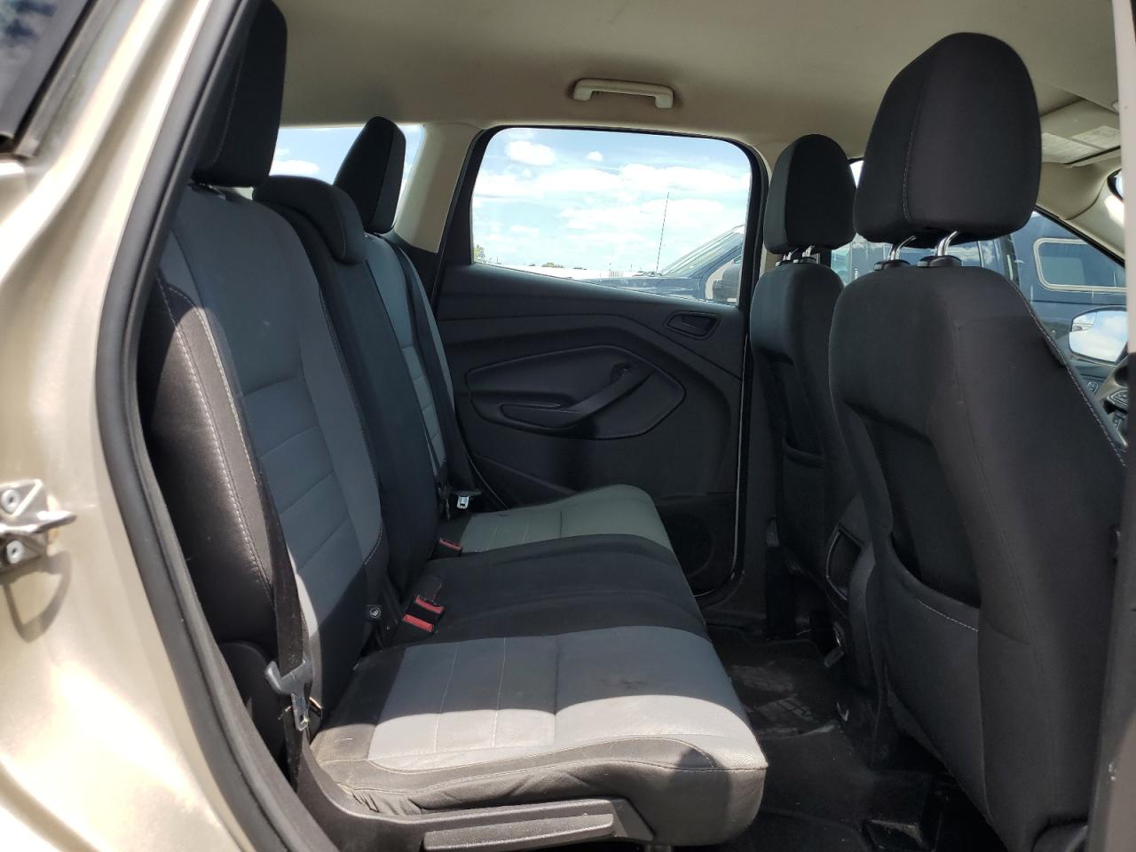 2017 Ford Escape S VIN: 1FMCU0F7XHUD37944 Lot: 63872774