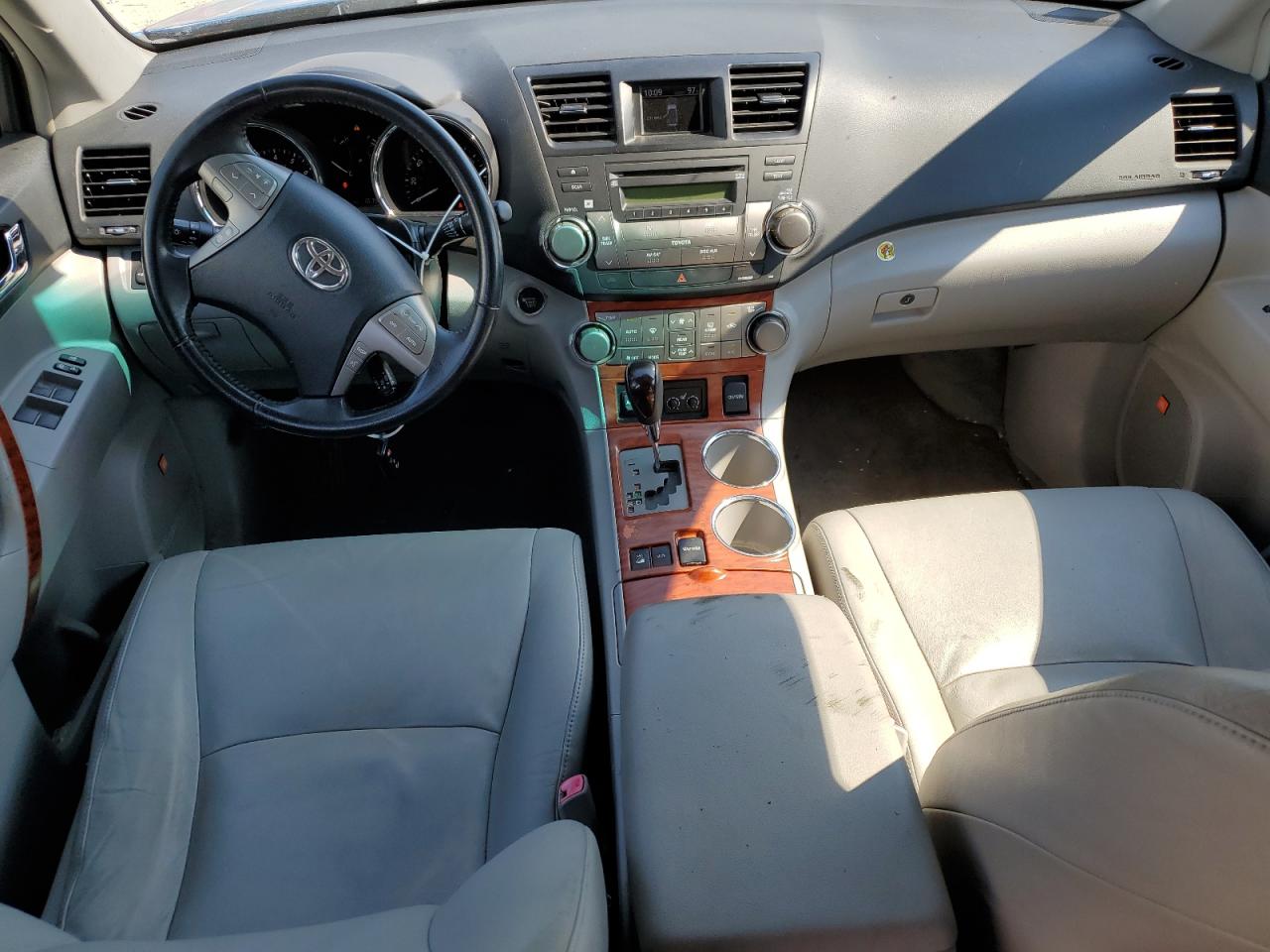 2008 Toyota Highlander Limited VIN: JTEES42A582099004 Lot: 62847844