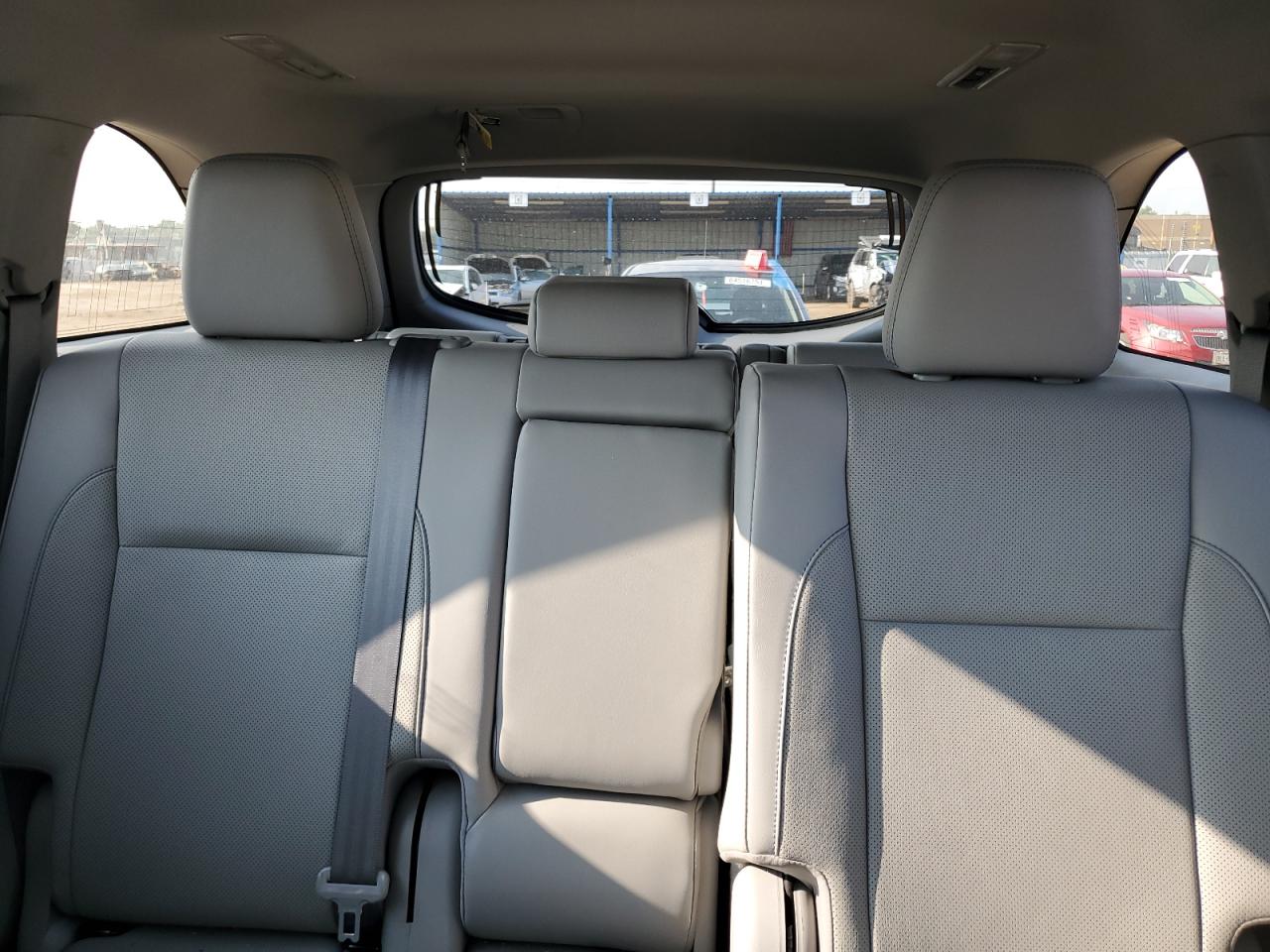 2019 Toyota Highlander Limited VIN: 5TDDZRFH9KS978523 Lot: 64624724