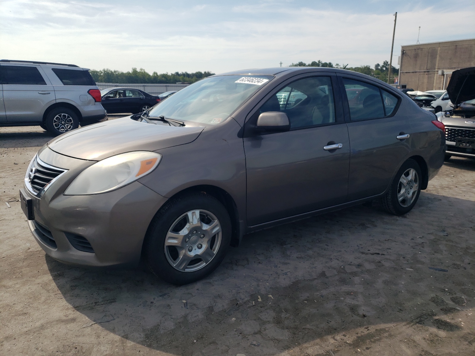 2014 Nissan Versa S vin: 3N1CN7AP7EL820186