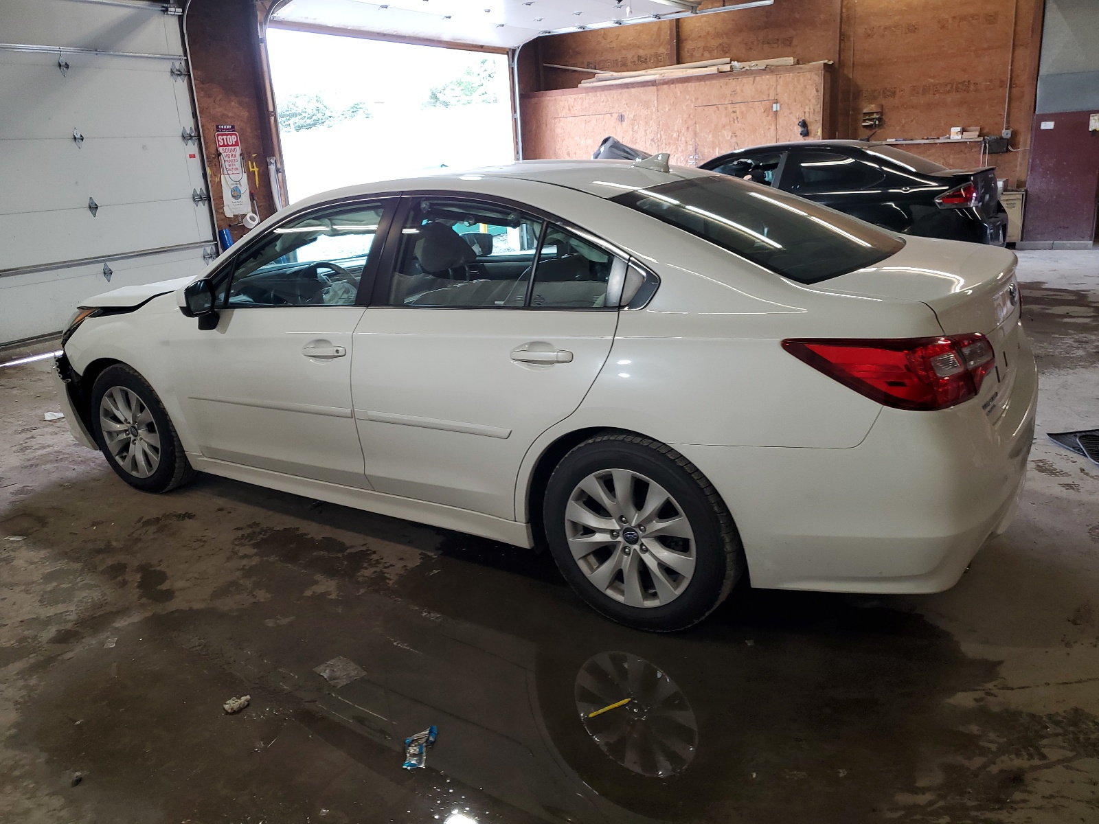 4S3BNAC66H3015161 2017 Subaru Legacy 2.5I Premium