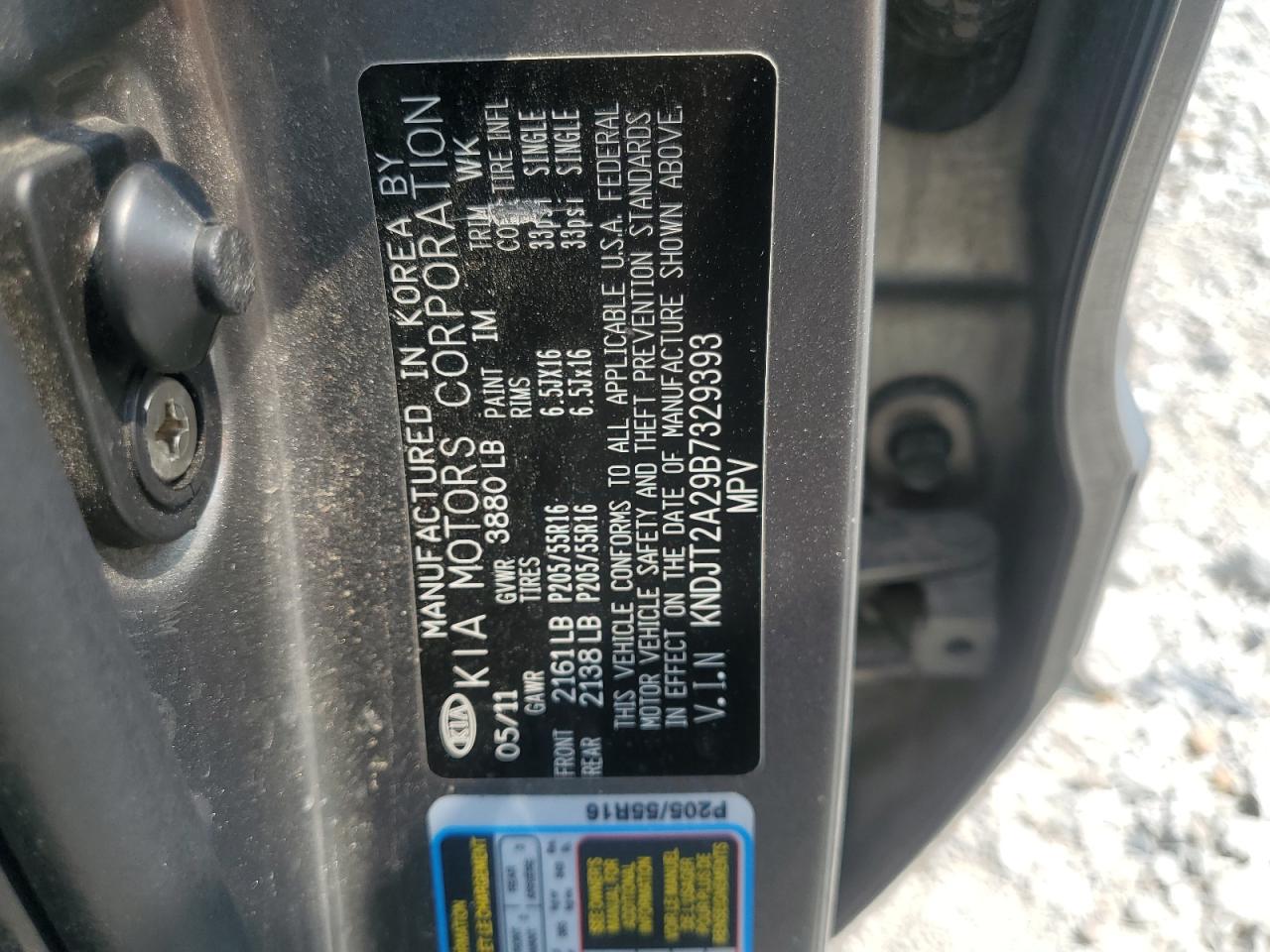 2011 Kia Soul + VIN: KNDJT2A29B7329393 Lot: 63292774