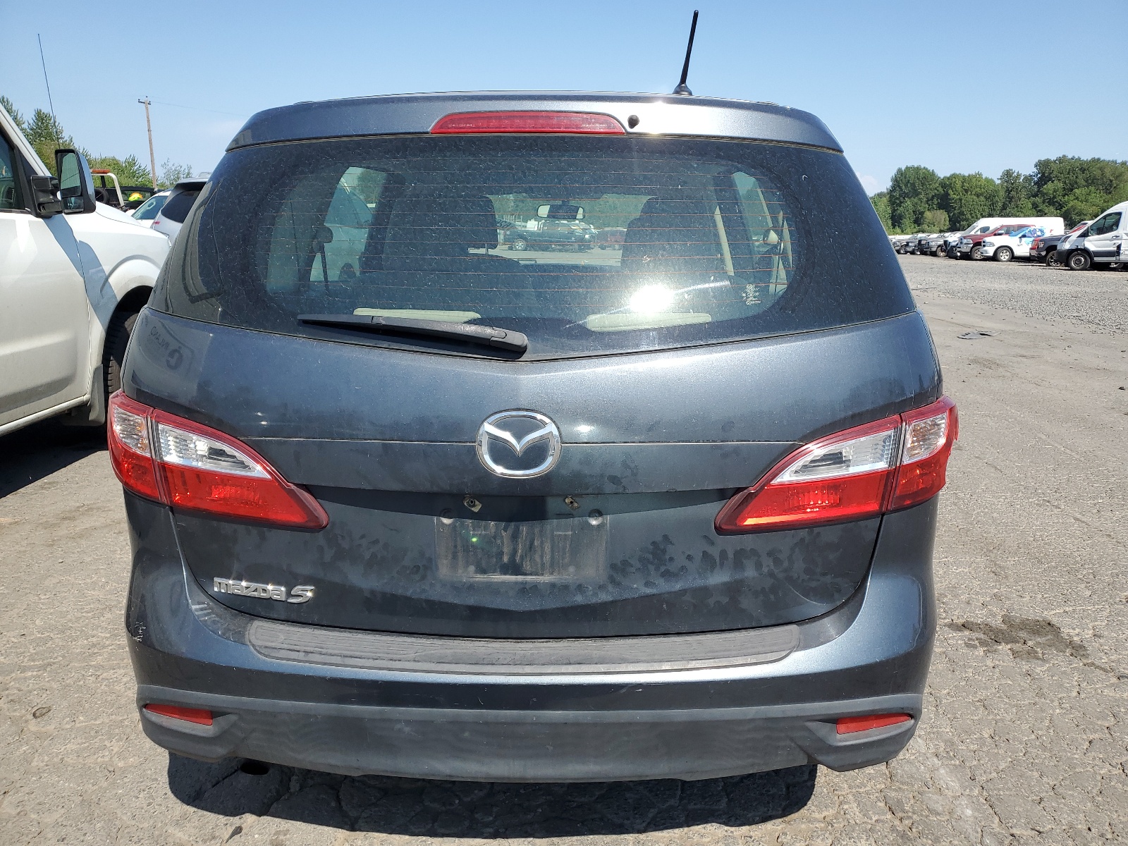 JM1CW2BL8C0132846 2012 Mazda 5