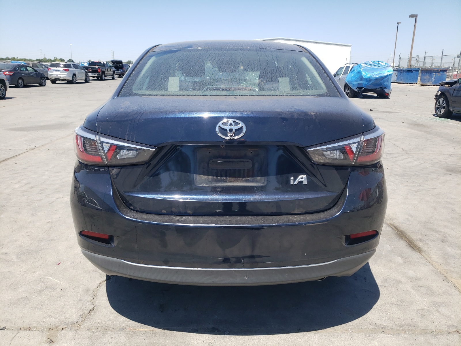 3MYDLBYV2HY159903 2017 Toyota Yaris Ia