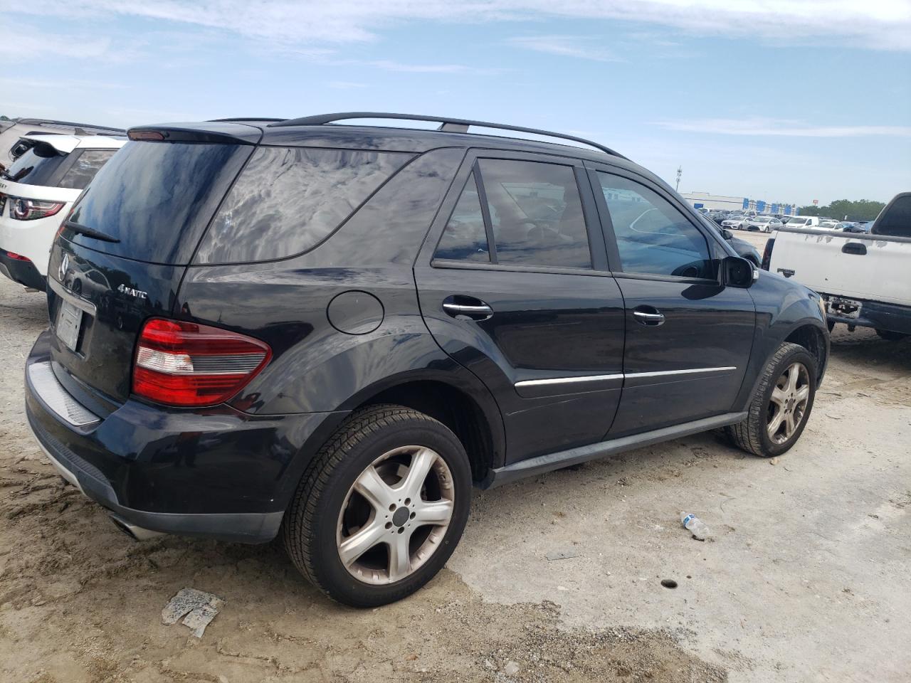 2008 Mercedes-Benz Ml 350 VIN: 4JGBB86EX8A374699 Lot: 64942114