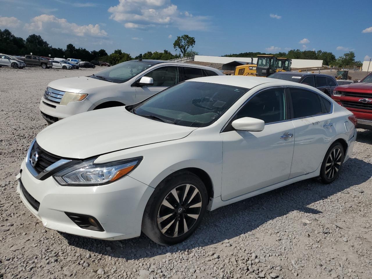 1N4AL3AP9JC211308 2018 NISSAN ALTIMA - Image 1