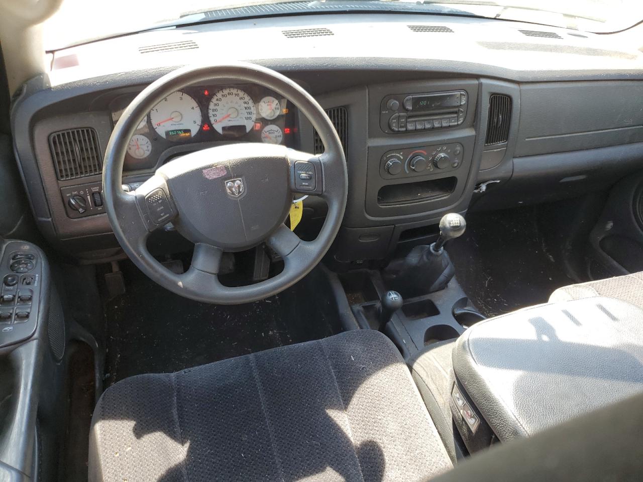 2005 Dodge Ram 2500 St VIN: 3D7KS28CX5G804005 Lot: 61400344