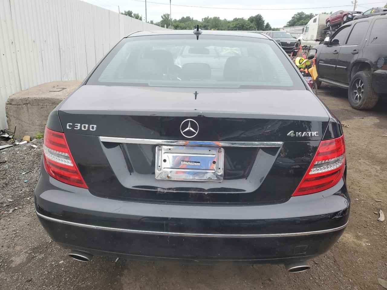 2013 Mercedes-Benz C 300 4Matic VIN: WDDGF8AB3DR285425 Lot: 62990574