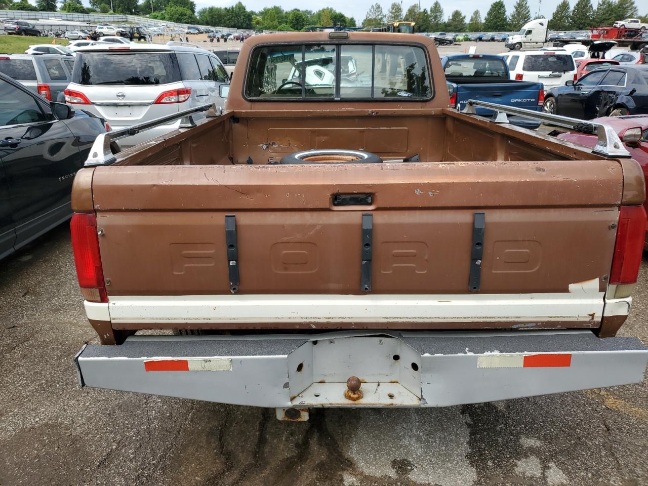 1989 Ford F150 VIN: 1FTEX15NXKKA49287 Lot: 61427354