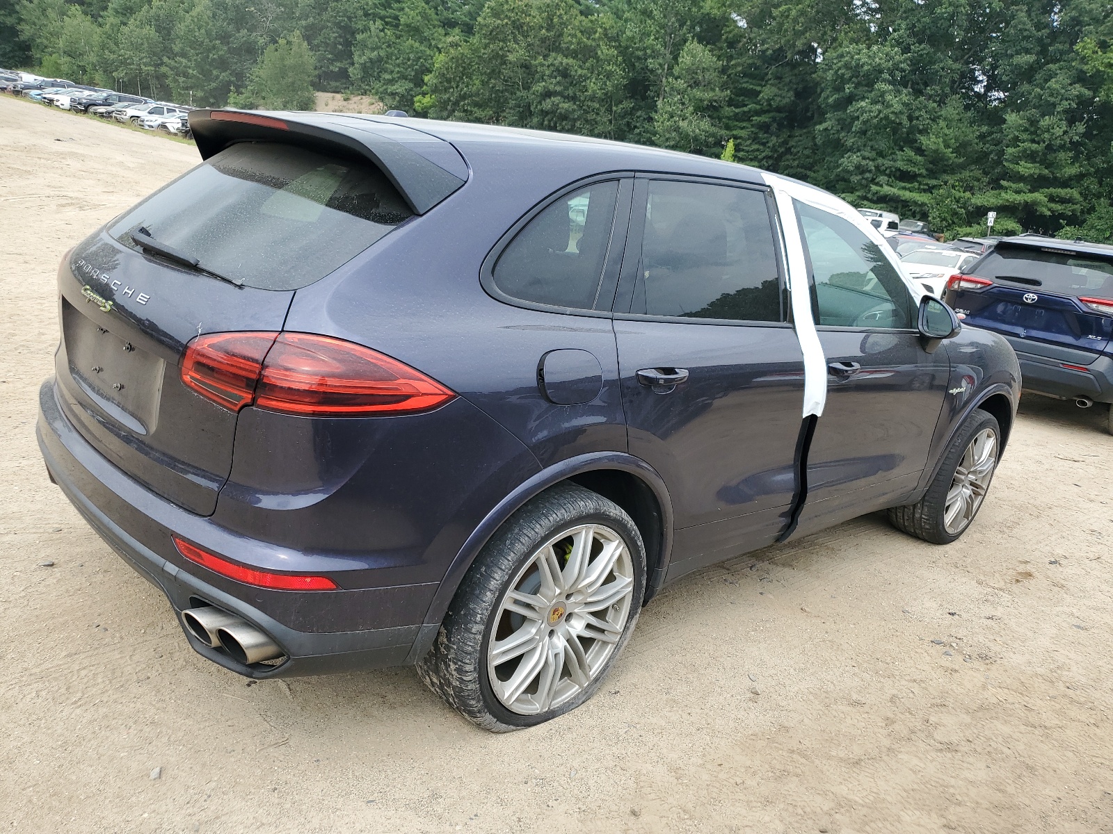 2017 Porsche Cayenne Se Hybrid Platinum vin: WP1AE2A21HLA73369