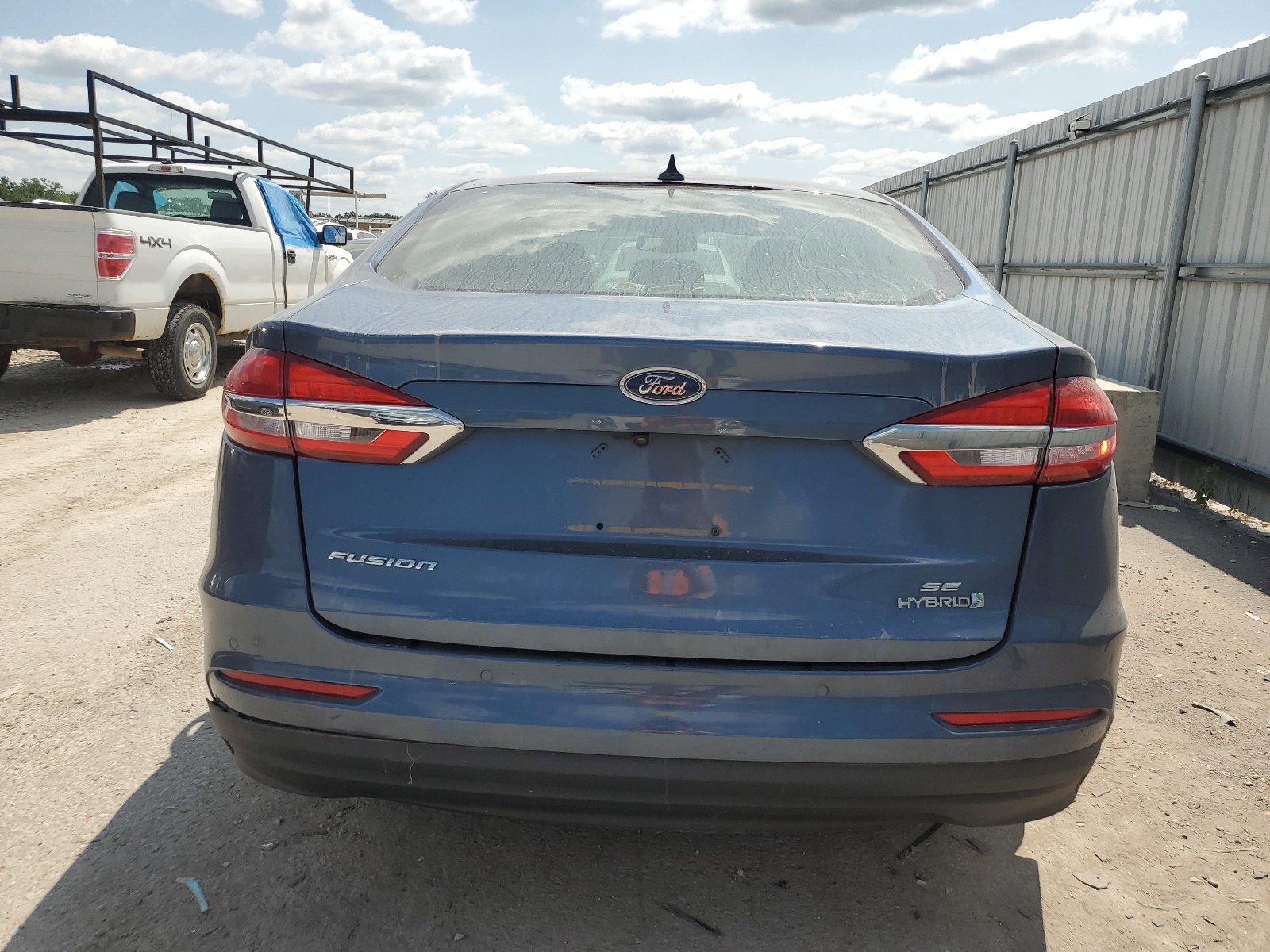 3FA6P0LU0KR119390 2019 Ford Fusion Se