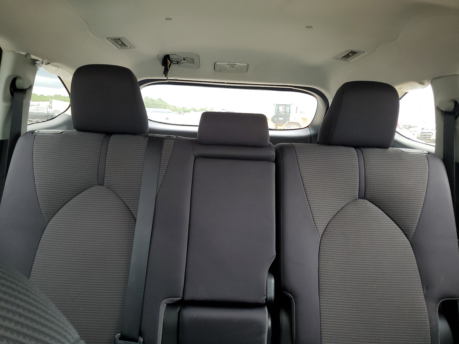 5TDZZRAHXMS057847 2021 Toyota Highlander L