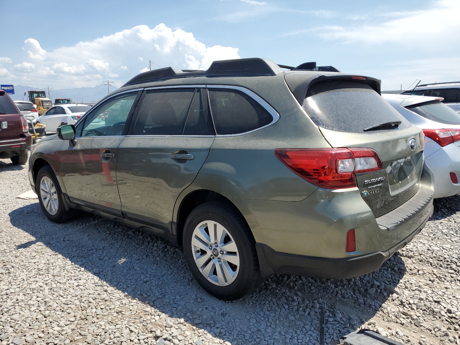 2016 Subaru Outback 2.5I Premium vin: 4S4BSAHC0G3280787