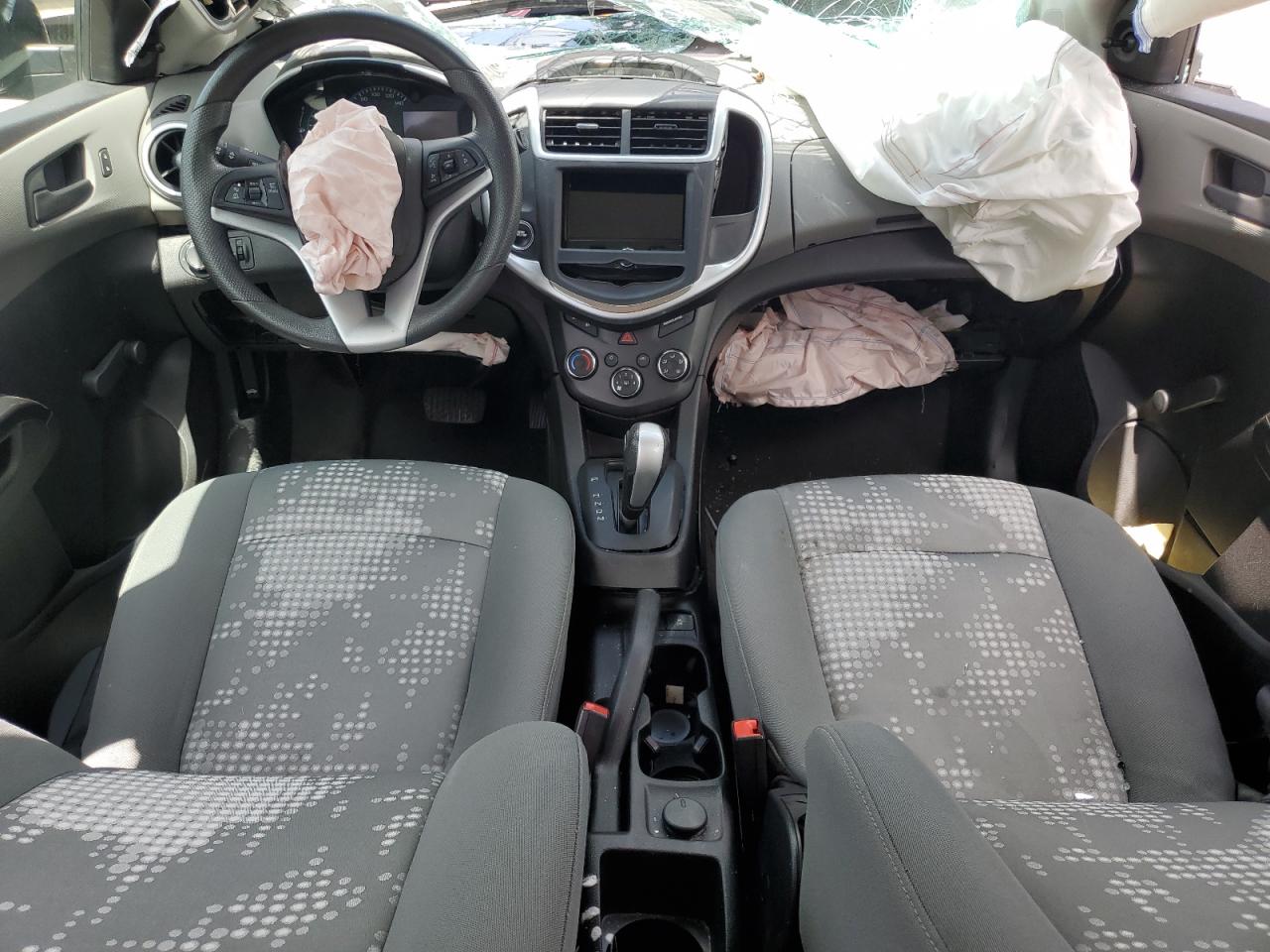 2019 Chevrolet Sonic - Image 8