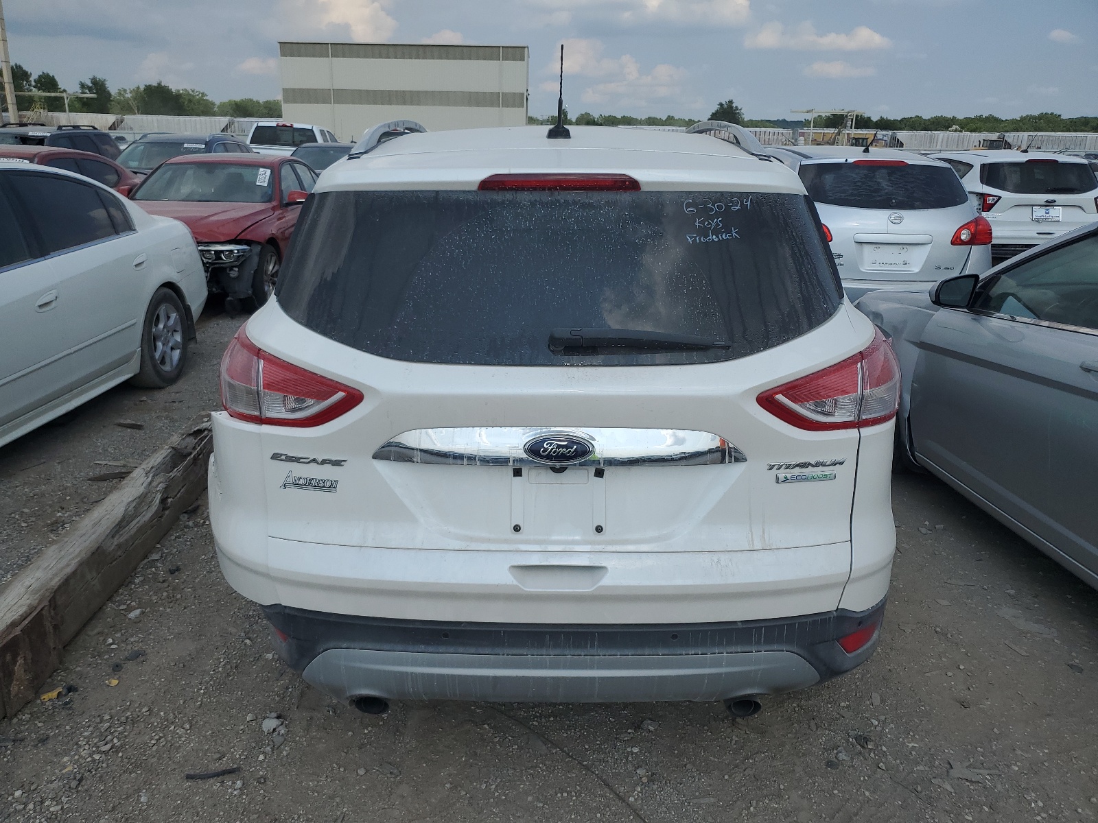 1FMCU0J9XGUA44858 2016 Ford Escape Titanium