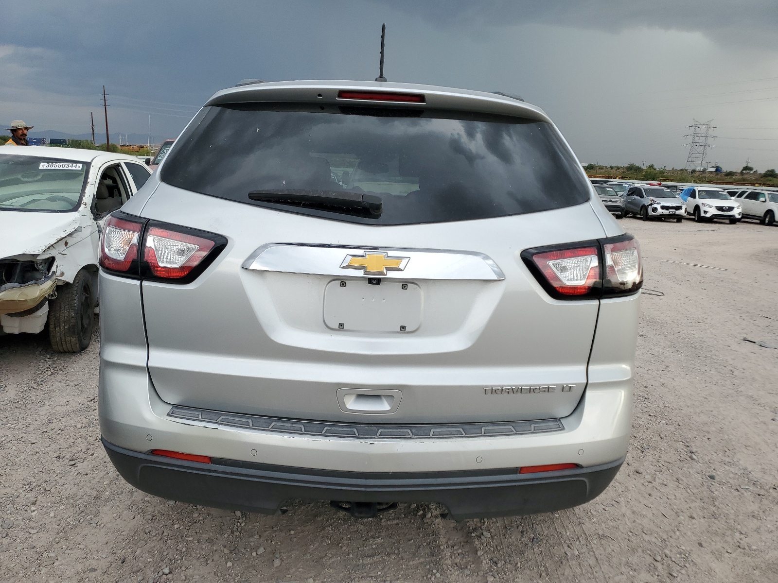 1GNKRGKD2EJ325541 2014 Chevrolet Traverse Lt