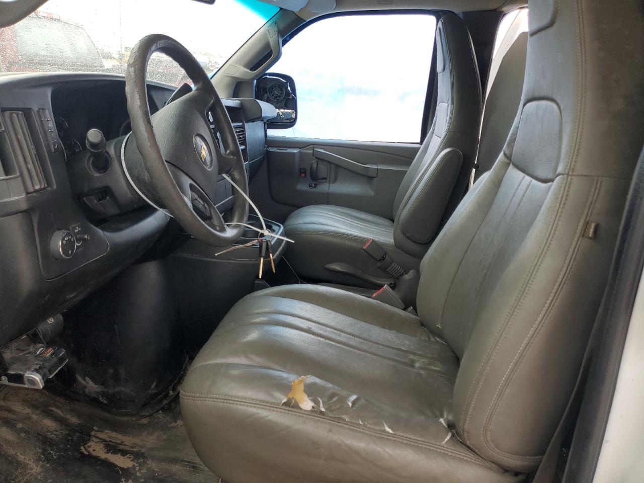 2017 Chevrolet Express G2500 VIN: 1GCWGBFG8H1347801 Lot: 64696454