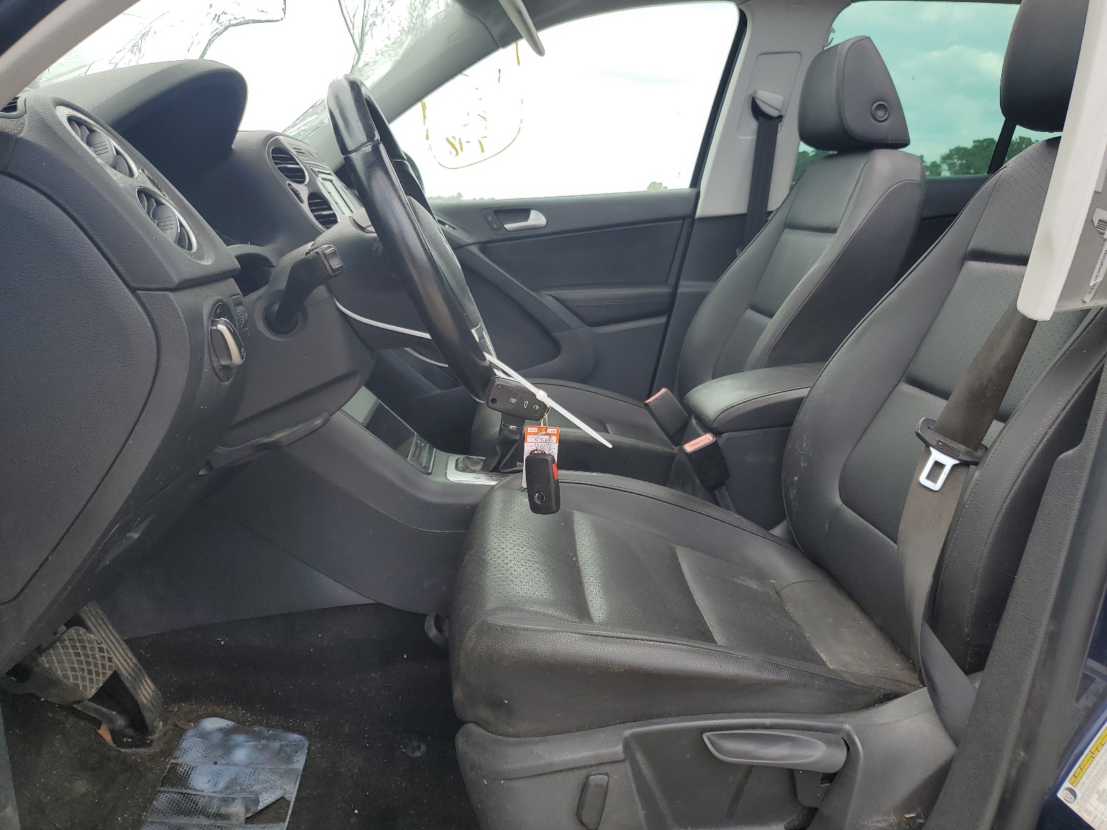 WVGAV7AX4DW529749 2013 Volkswagen Tiguan S