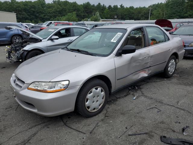 1998 Honda Accord Lx на продаже в Exeter, RI - Side