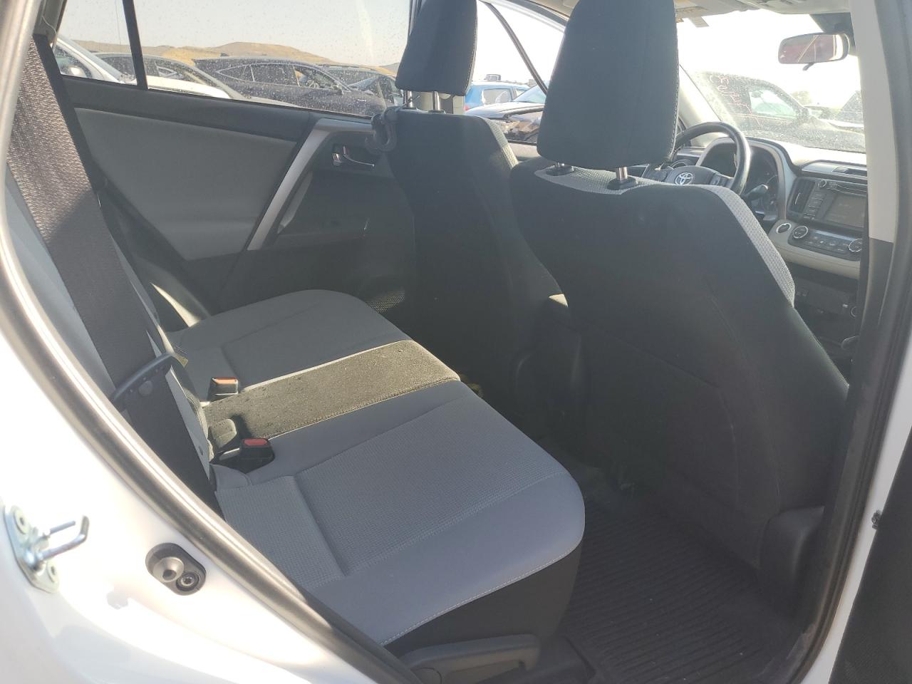 2017 Toyota Rav4 Xle VIN: JTMRFREV3HD220784 Lot: 64258784