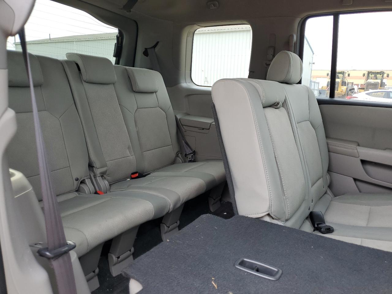 2011 Honda Pilot Lx VIN: 5FNYF3H26BB501004 Lot: 61502674