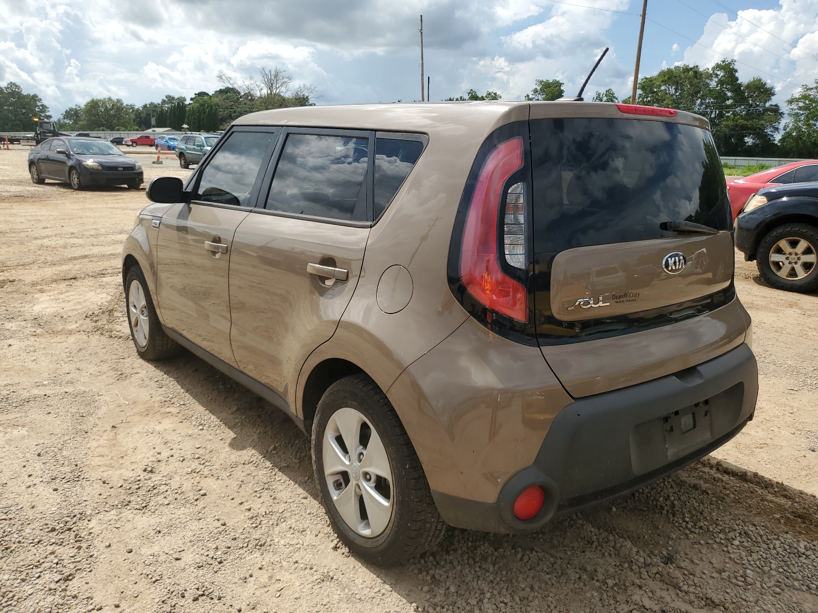 2015 Kia Soul vin: KNDJN2A21F7207465