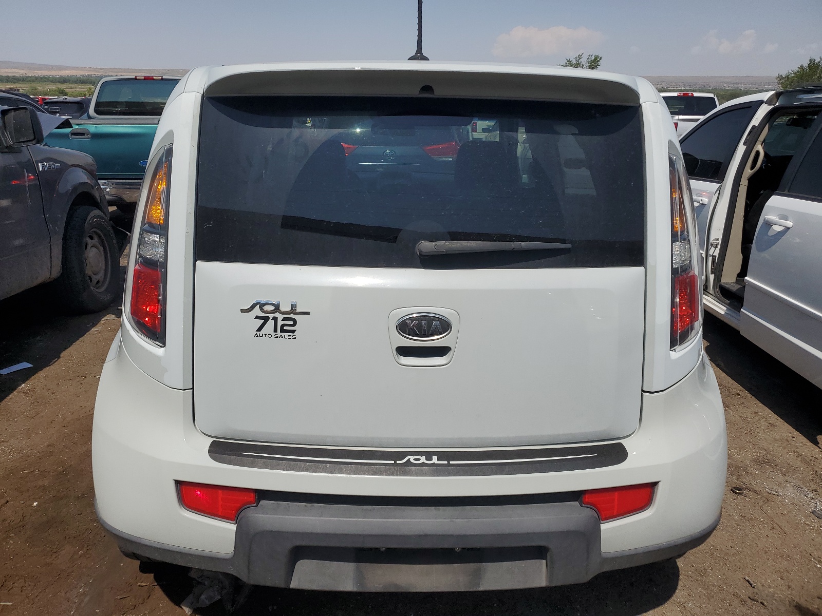 KNDJT2A27A7167021 2010 Kia Soul +