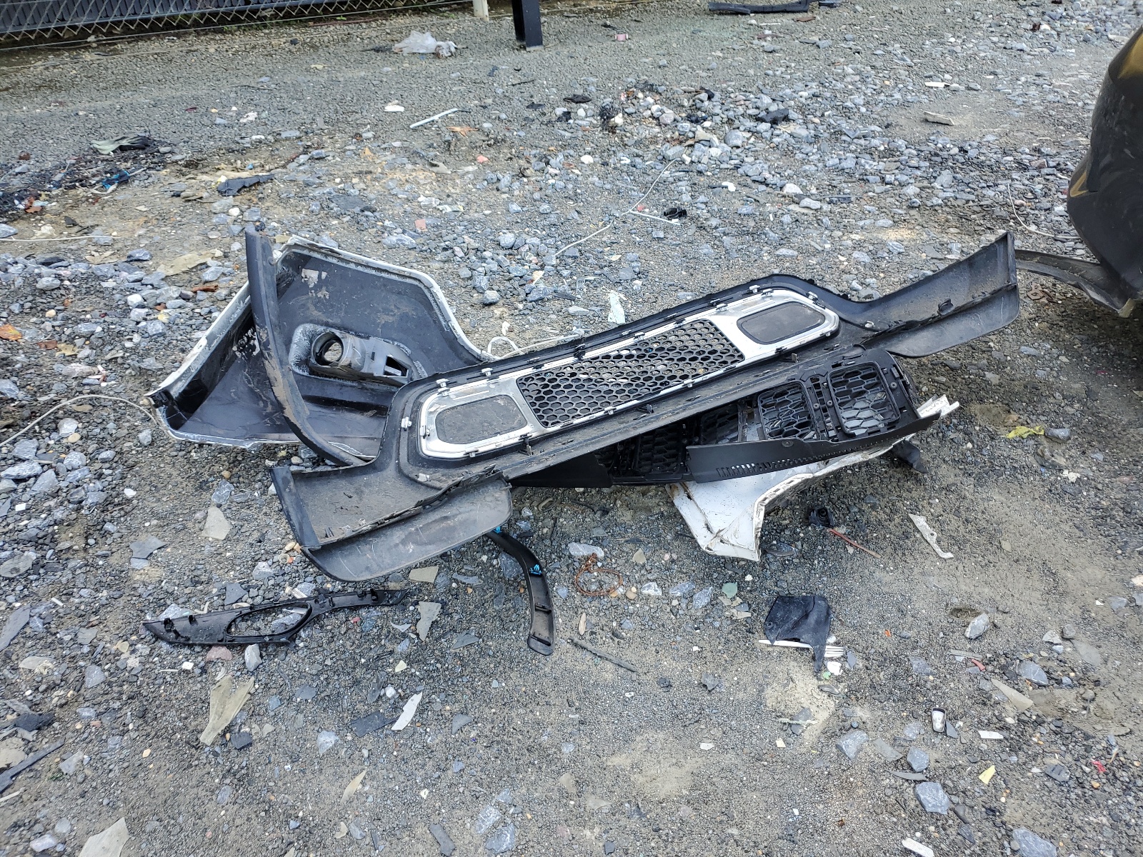 1C4RJFBG0HC886588 2017 Jeep Grand Cherokee Limited