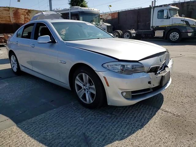 2011 BMW 528 I VIN: WBAFR1C56BDS35105 Lot: 65361604