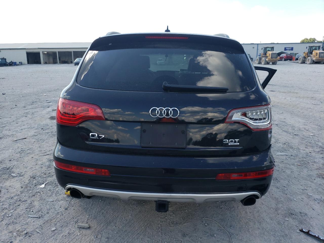 2015 Audi Q7 Premium Plus VIN: WA1LGAFE2FD027343 Lot: 61933144