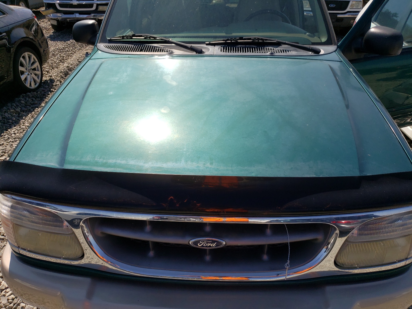 1FMDU34E4XZB20897 1999 Ford Explorer