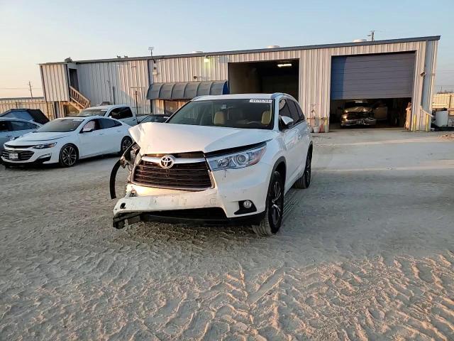 2016 Toyota Highlander Xle VIN: 5TDKKRFH8GS168075 Lot: 64755764