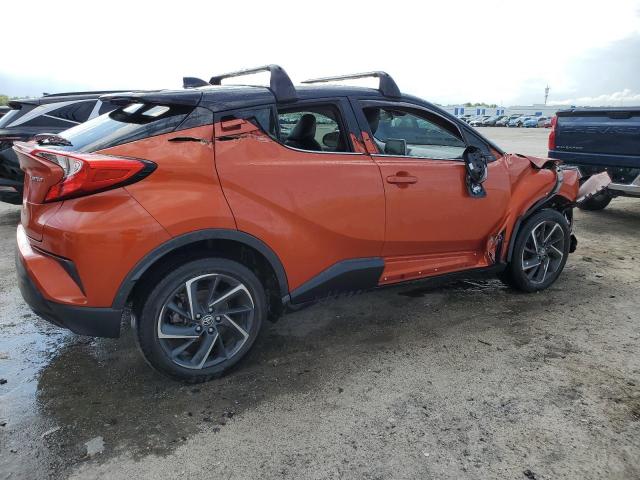 JTNKHMBX9L1088141 Toyota C-HR XLE 3