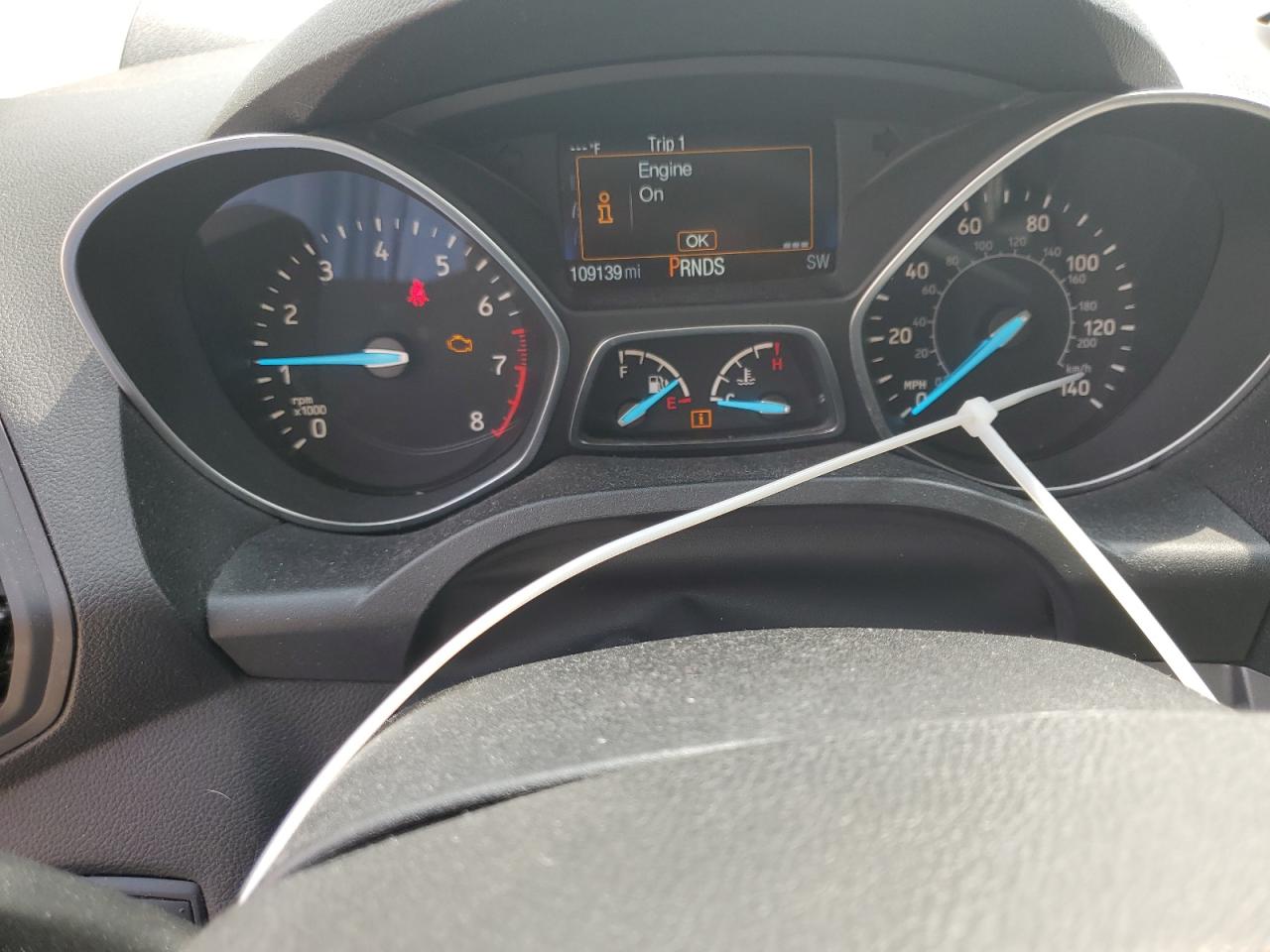 2017 Ford Escape Se VIN: 1FMCU0GD9HUD05894 Lot: 64190724