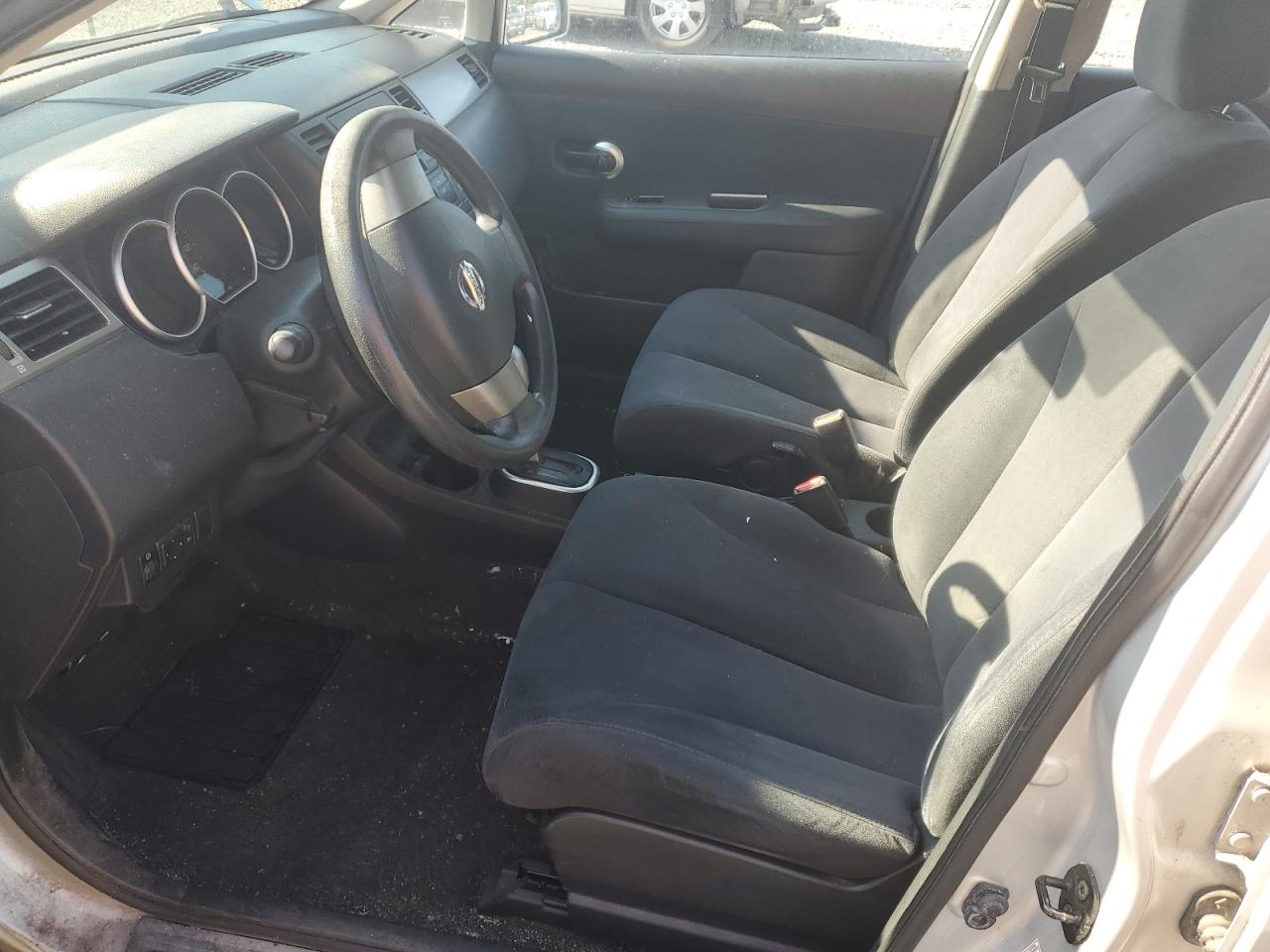 2007 Nissan Versa S VIN: 3N1BC13E67L395976 Lot: 62501094