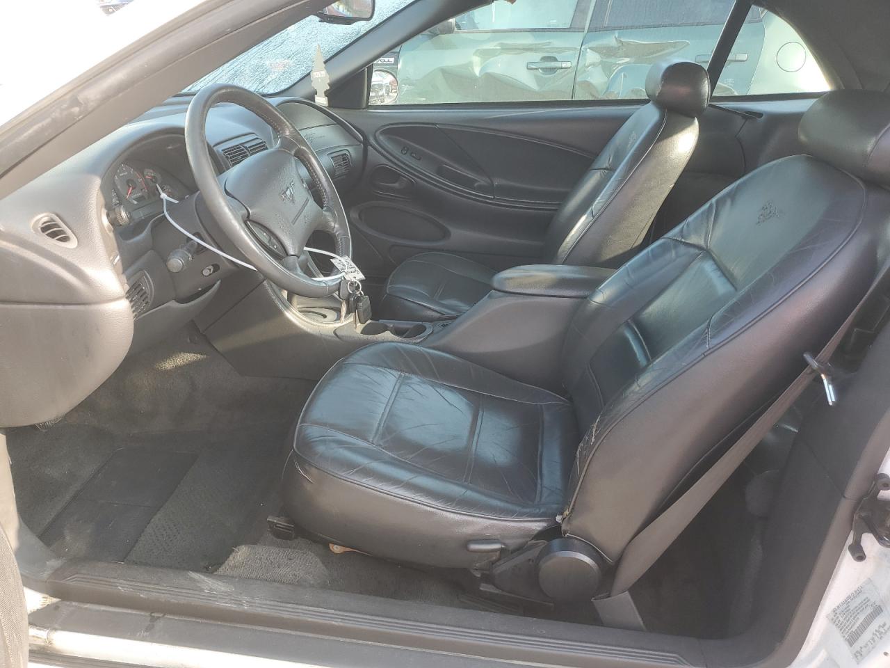 2000 Ford Mustang VIN: 1FAFP4443YF312158 Lot: 64603374