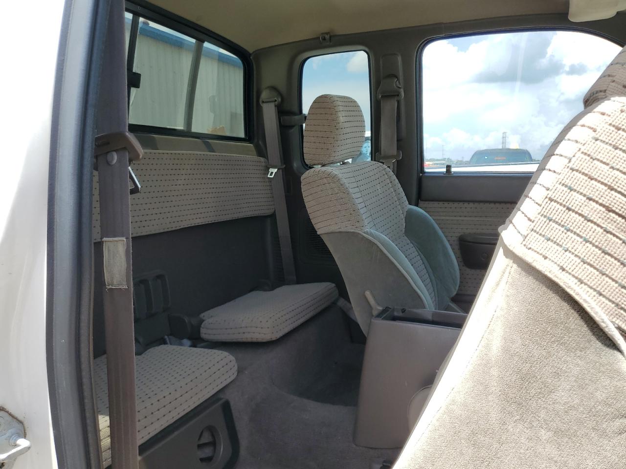 1999 Toyota Tacoma Xtracab Limited VIN: 4TAWN74N0XZ459220 Lot: 62983074