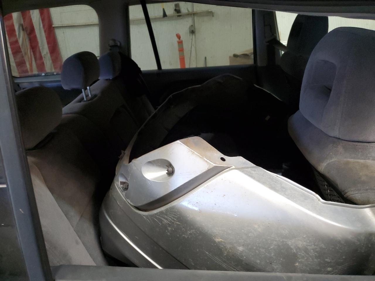 2004 Honda Pilot Ex VIN: 2HKYF18424H555944 Lot: 61996134