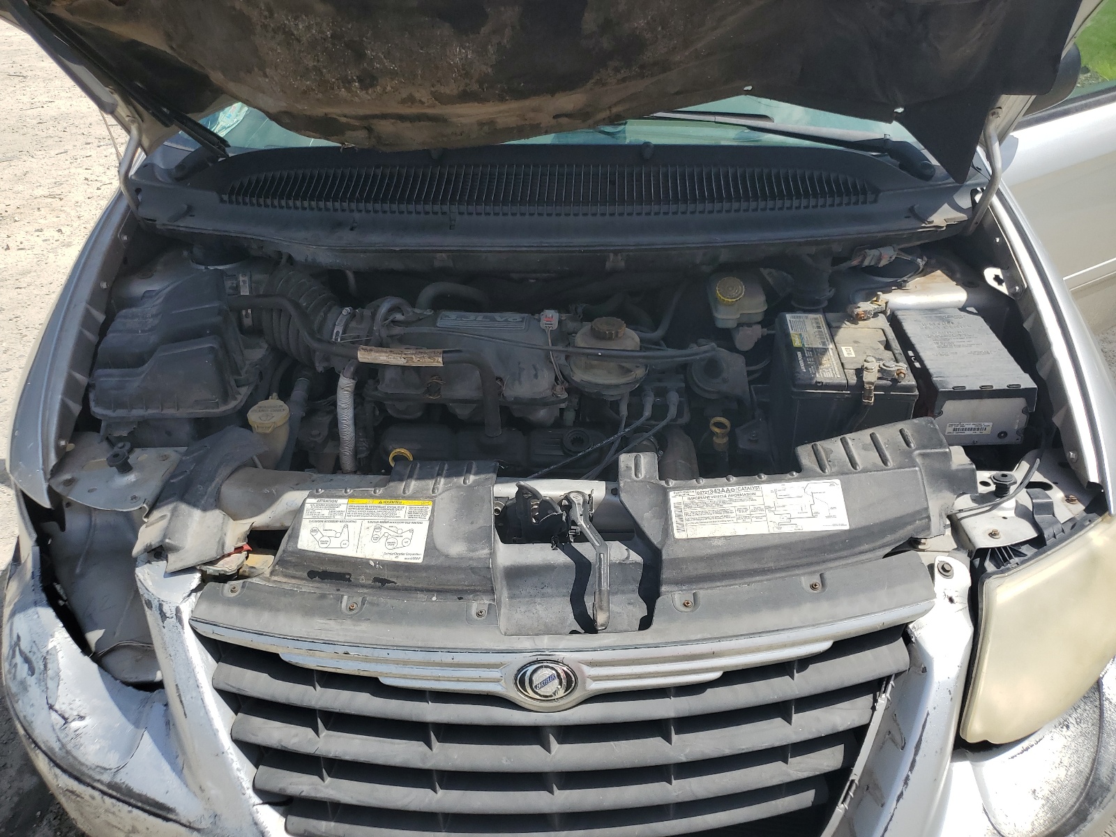 2C4GP44RX5R384926 2005 Chrysler Town & Country Lx