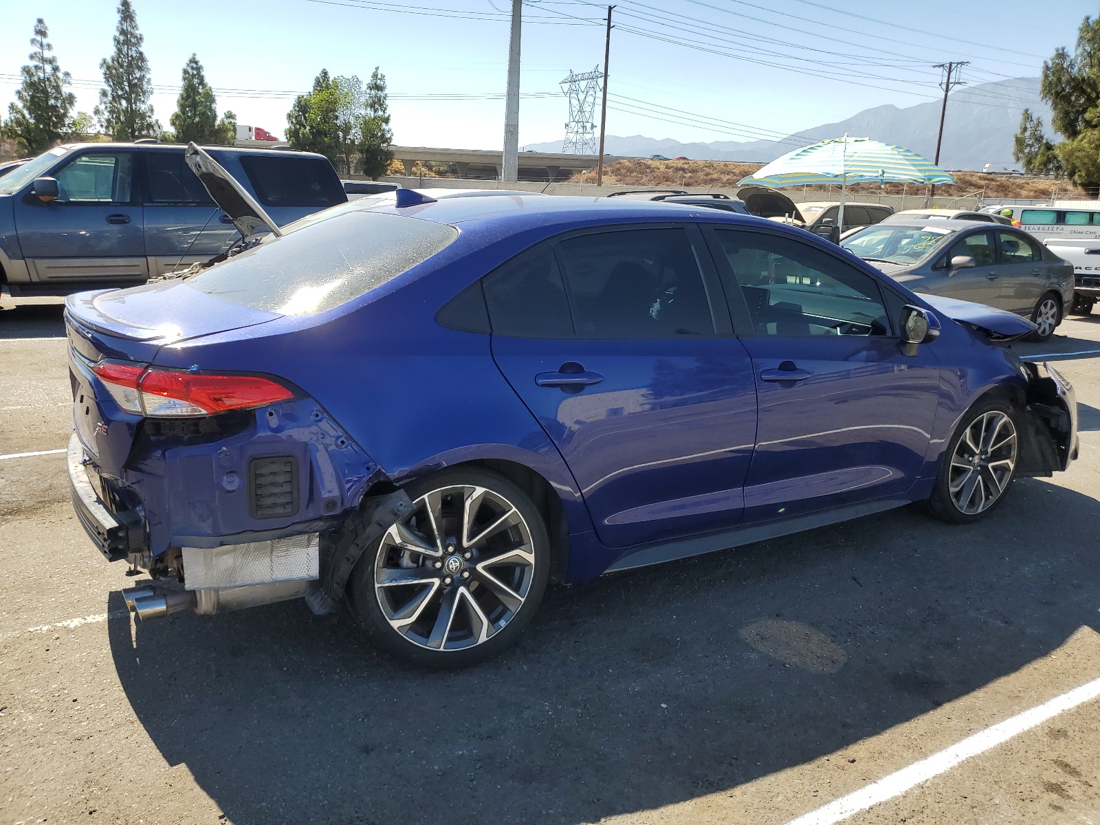 2020 Toyota Corolla Se vin: 5YFS4RCE1LP038100