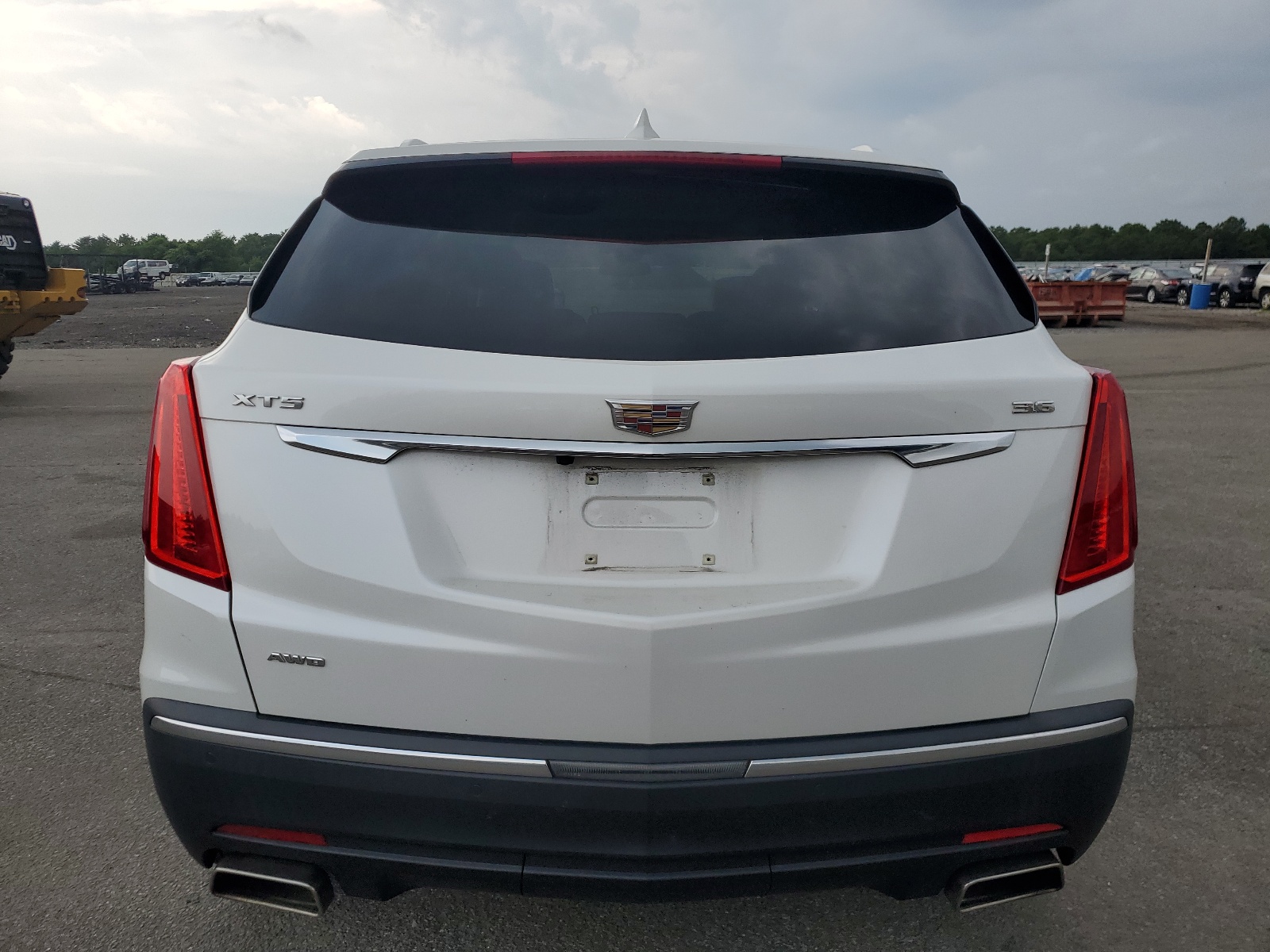 1GYKNDRS2KZ244599 2019 Cadillac Xt5 Luxury