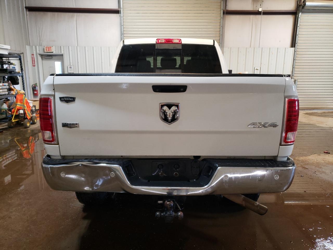 3C6UR5NJ9JG115478 2018 Ram 2500 Laramie