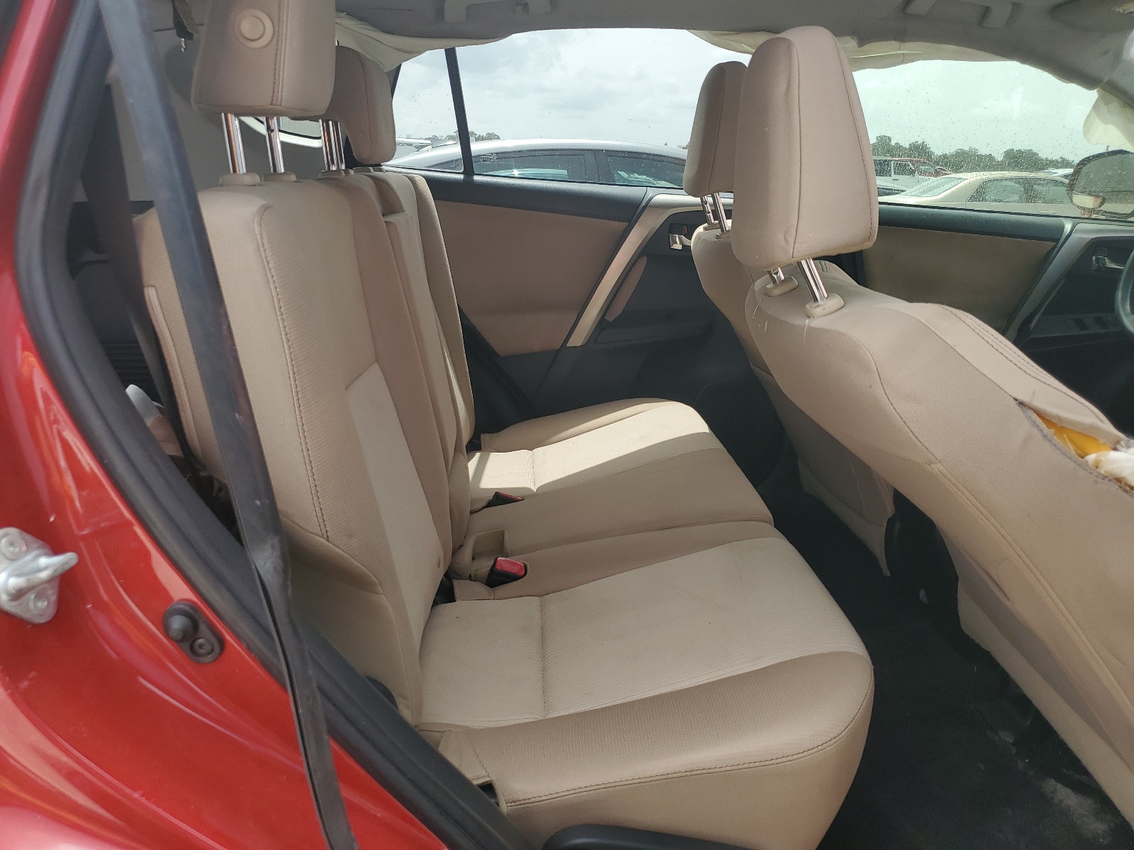 JTMWFREV7FJ050429 2015 Toyota Rav4 Xle