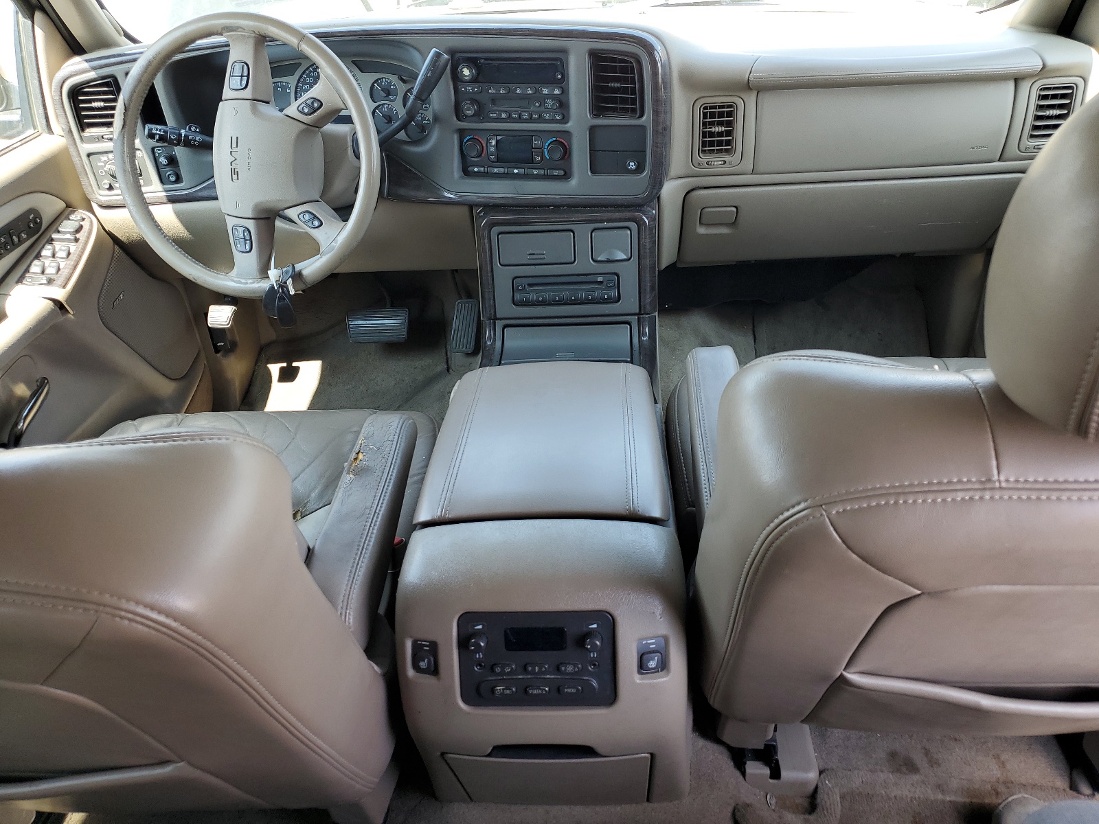 1GKEK63U74J172130 2004 GMC Yukon Denali