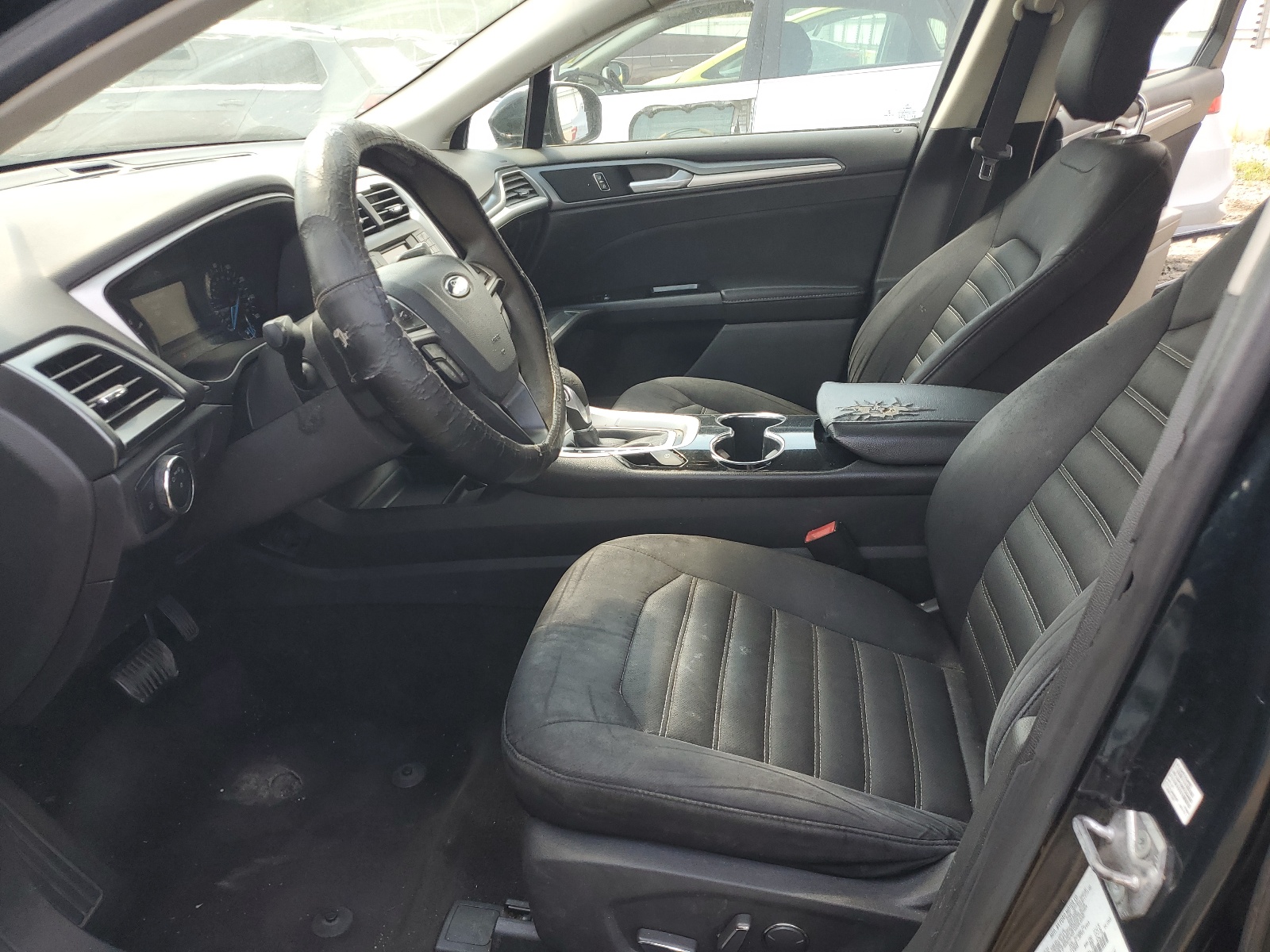 3FA6P0H70ER307236 2014 Ford Fusion Se