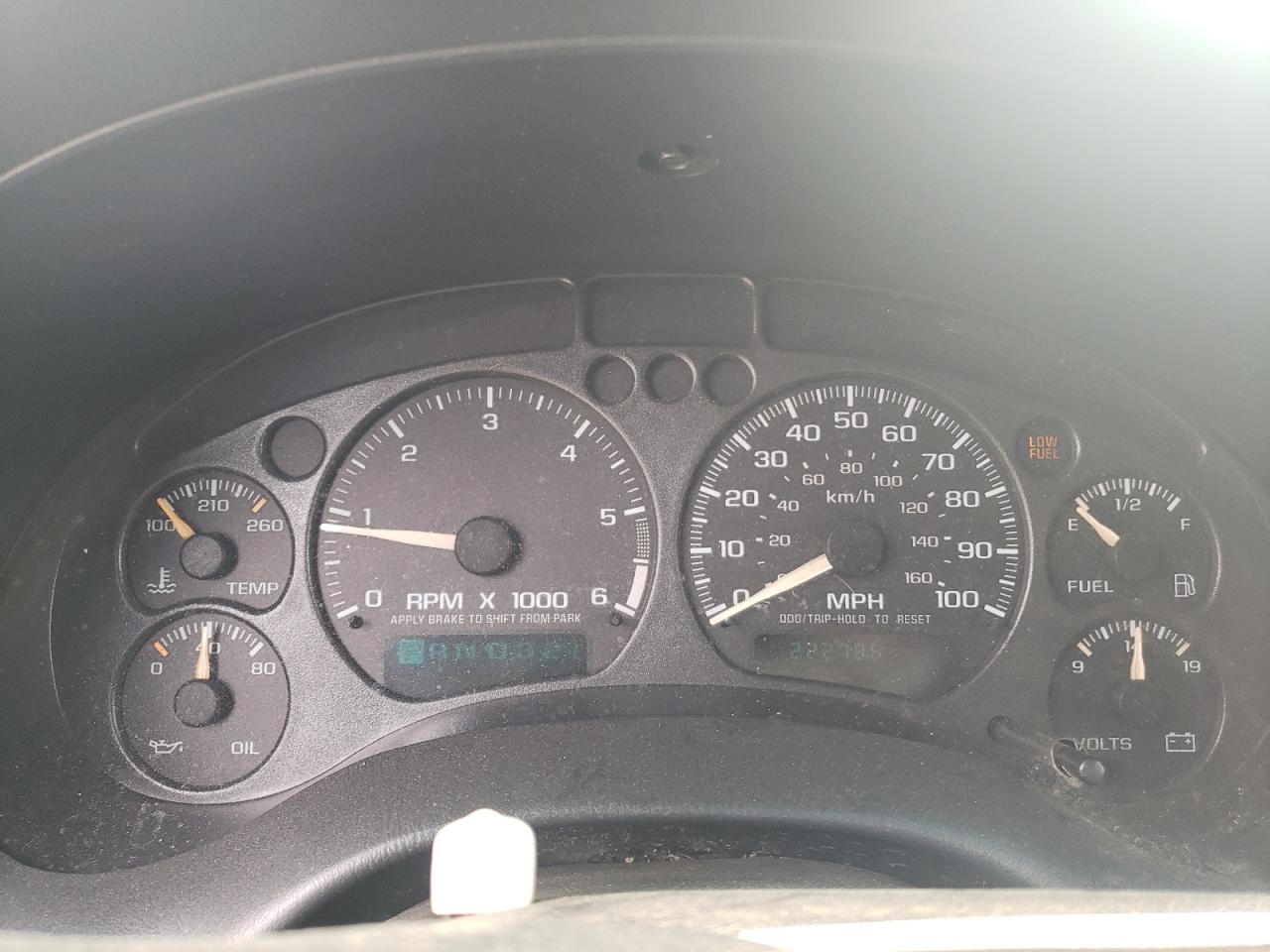 2002 Chevrolet Blazer VIN: 1GNCS13W42K146901 Lot: 61678954