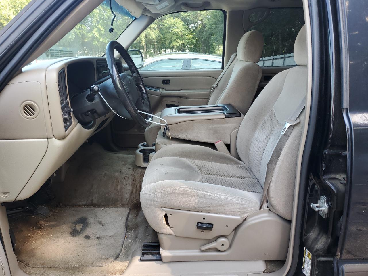 2005 Chevrolet Tahoe C1500 VIN: 1GNEC13Z85J225613 Lot: 65052434